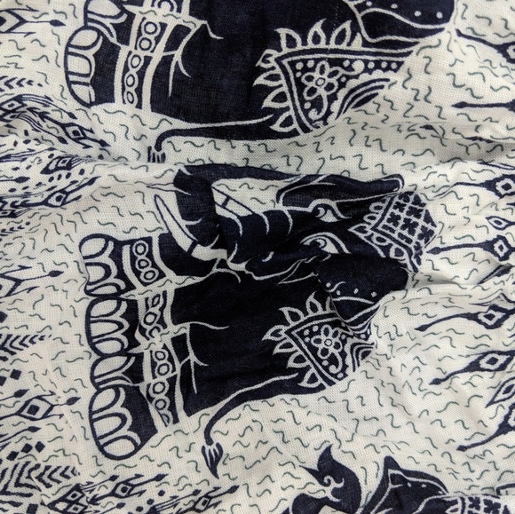 Boho elephant shorts - Picture 2 of 4